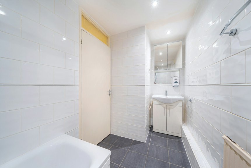 sold anthus mews london 34604 - Gibbs Gillespie