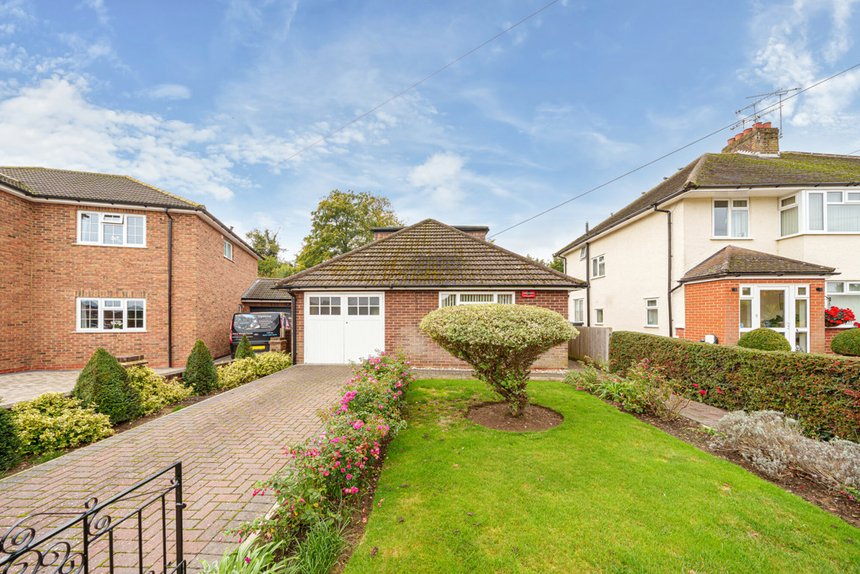 for sale denham green close london 34609 - Gibbs Gillespie