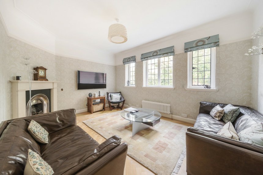 for sale orchehill avenue london 34610 - Gibbs Gillespie