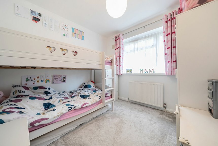 sold cedar avenue london 34620 - Gibbs Gillespie