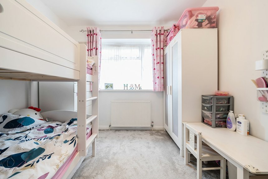 sold cedar avenue london 34620 - Gibbs Gillespie