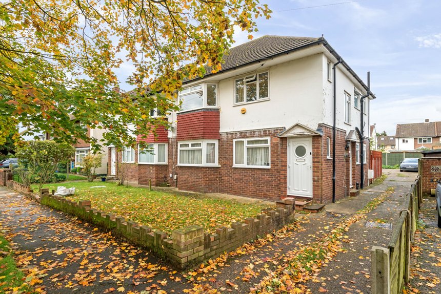 sold cedar avenue london 34620 - Gibbs Gillespie