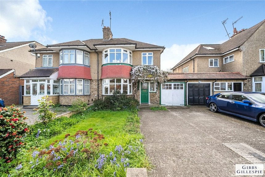 under offer oakington avenue london 34636 - Gibbs Gillespie