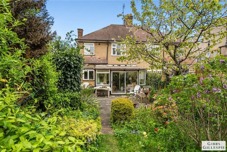 under offer oakington avenue london 34636 - Gibbs Gillespie