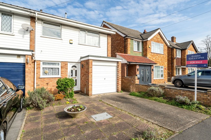 sold craig drive london 34648 - Gibbs Gillespie