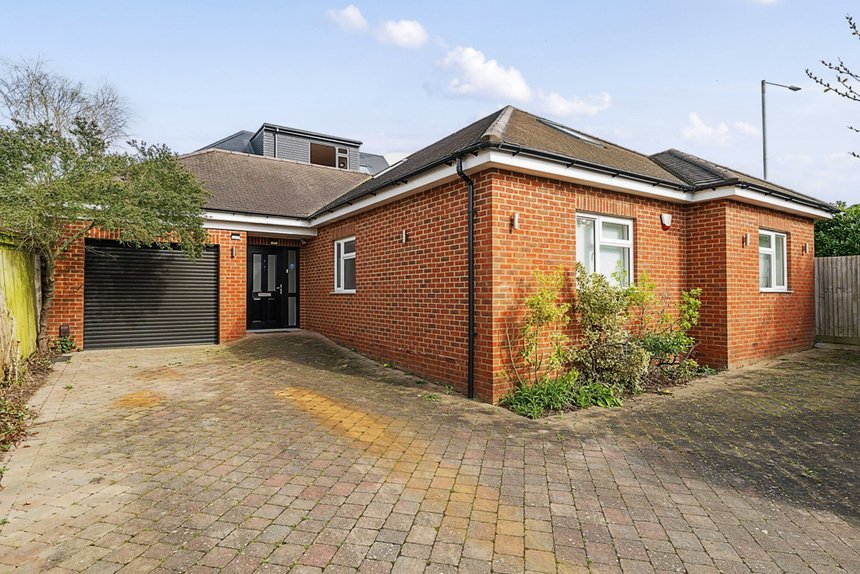 for sale belmont close london 34650 - Gibbs Gillespie