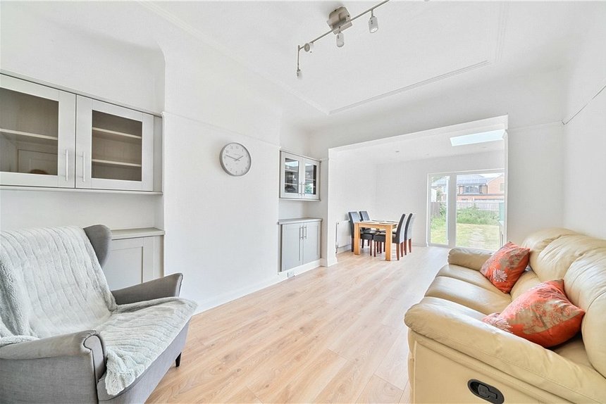 for sale uppingham avenue london 34652 - Gibbs Gillespie