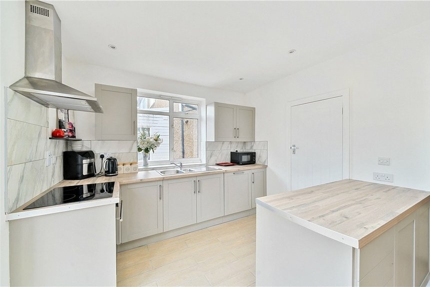 for sale uppingham avenue london 34652 - Gibbs Gillespie