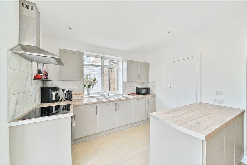 for sale uppingham avenue london 34652 - Gibbs Gillespie