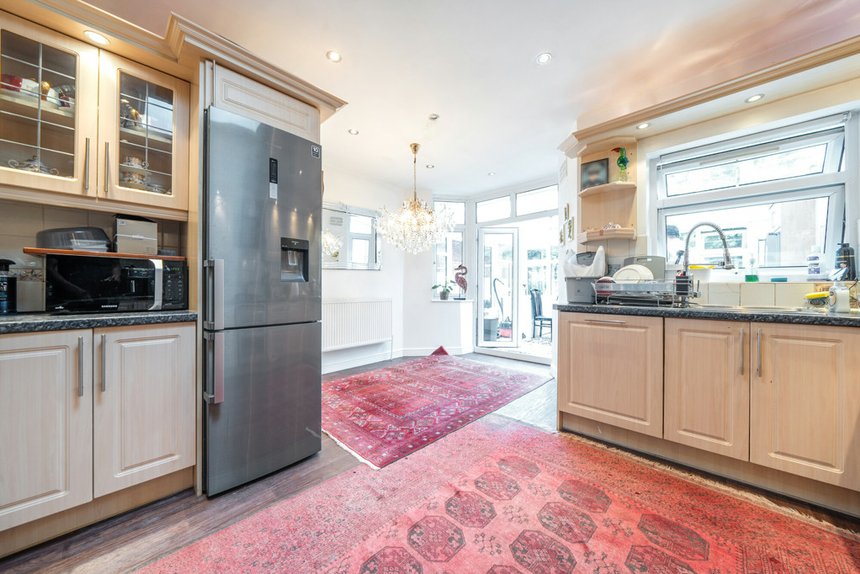 for sale stirling road london 34655 - Gibbs Gillespie