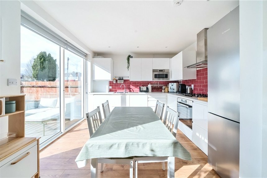 sold bleasdale avenue london 34664 - Gibbs Gillespie