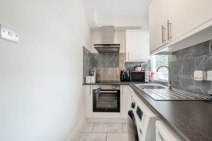 under offer hagden lane london 34668 - Gibbs Gillespie