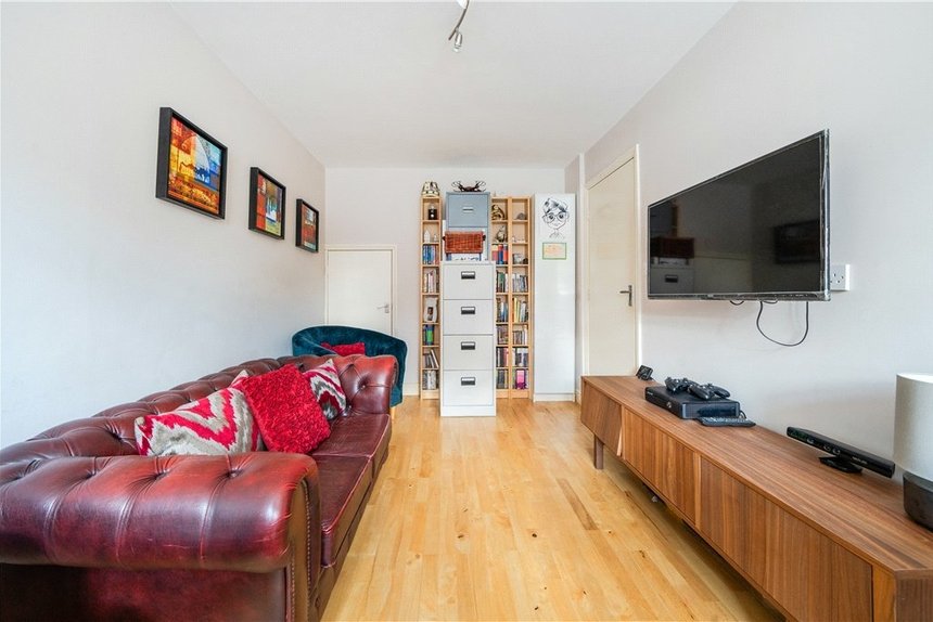 for sale charles road london 34681 - Gibbs Gillespie