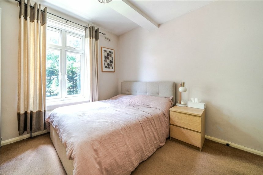 for sale charles road london 34681 - Gibbs Gillespie