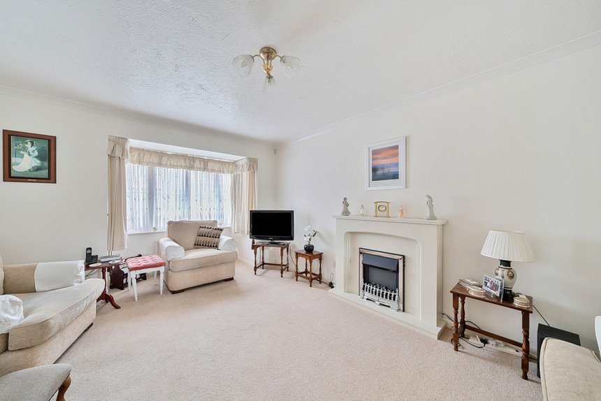 under offer mansfield avenue london 34685 - Gibbs Gillespie