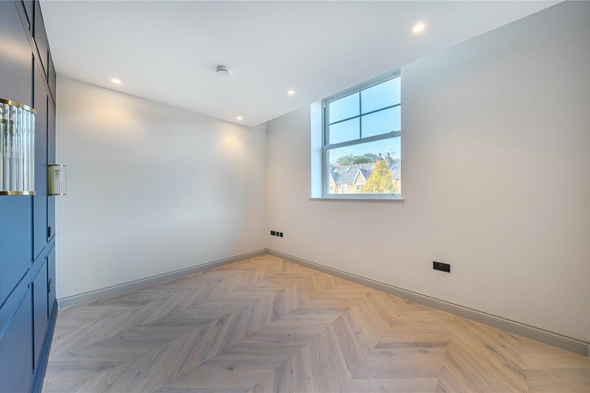 for sale gordon road london 34686 - Gibbs Gillespie