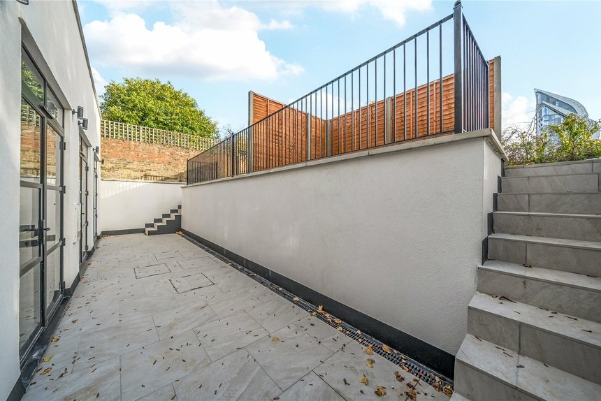 for sale gordon road london 34688 - Gibbs Gillespie