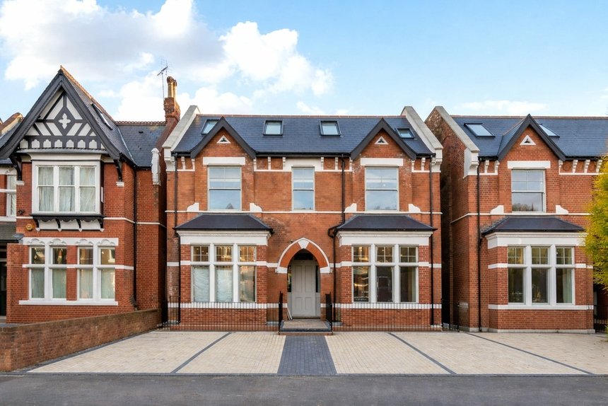for sale gordon road london 34688 - Gibbs Gillespie
