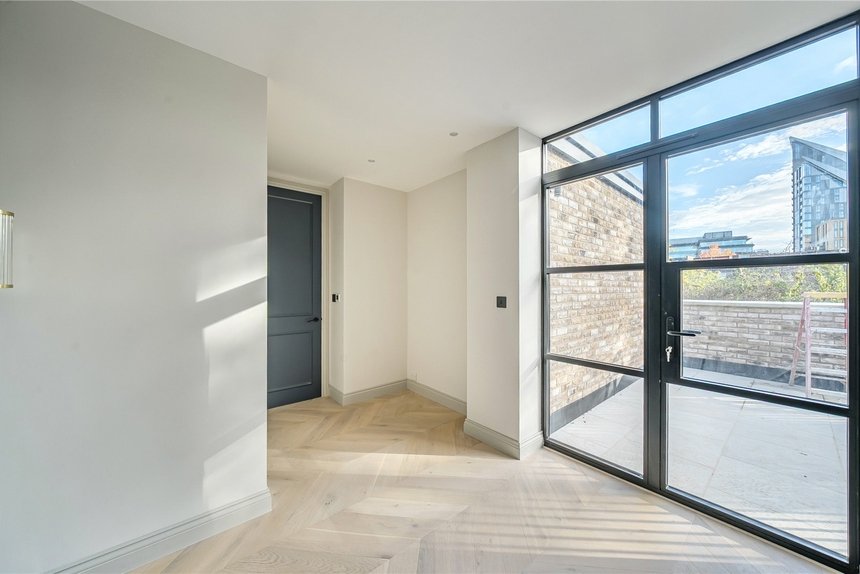 for sale gordon road london 34688 - Gibbs Gillespie