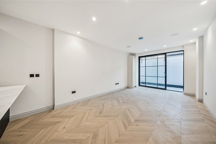 for sale gordon road london 34692 - Gibbs Gillespie