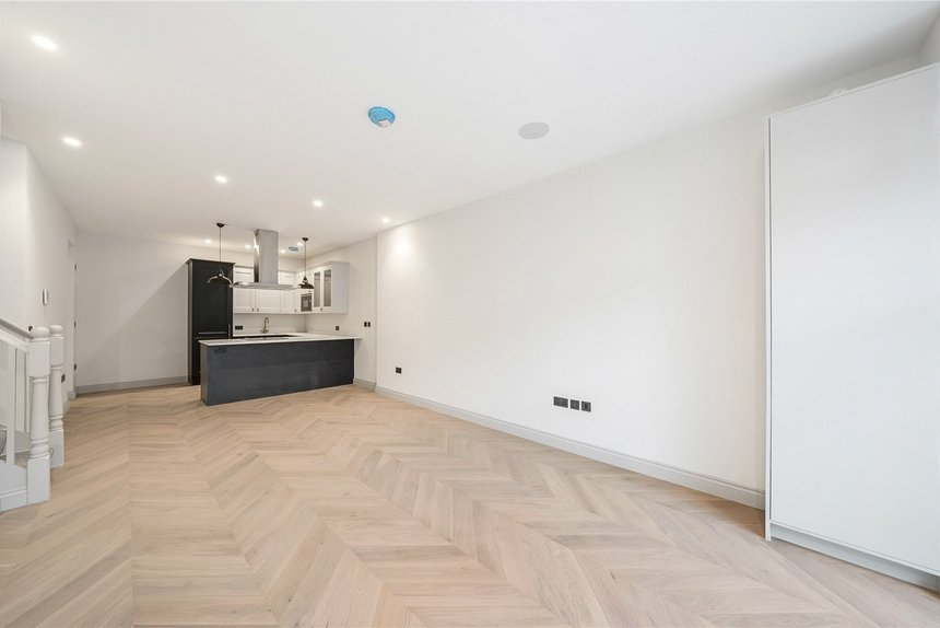 for sale gordon road london 34692 - Gibbs Gillespie