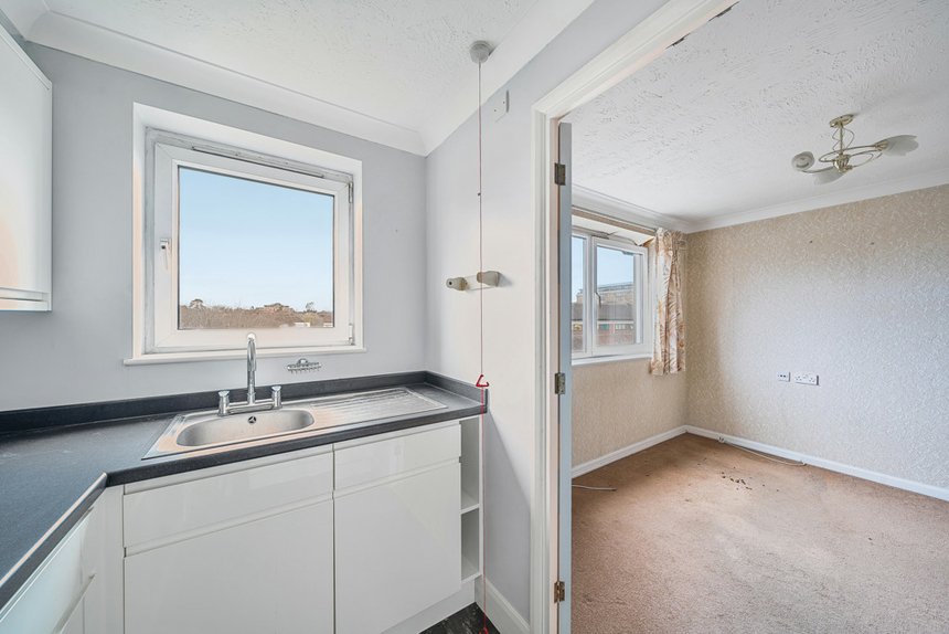 sold wood lane london 34694 - Gibbs Gillespie