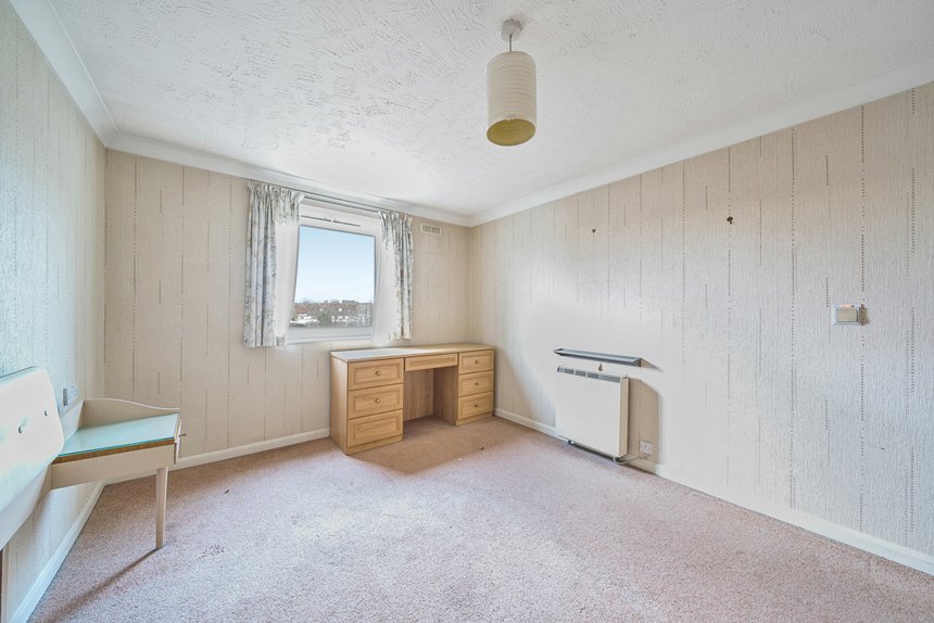 sold wood lane london 34694 - Gibbs Gillespie