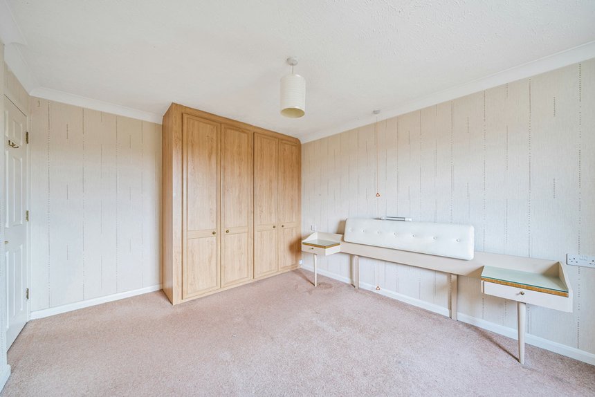 sold wood lane london 34694 - Gibbs Gillespie