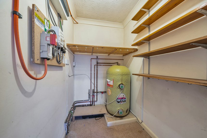 sold wood lane london 34694 - Gibbs Gillespie