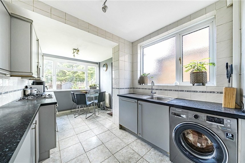 for sale weston drive london 34698 - Gibbs Gillespie