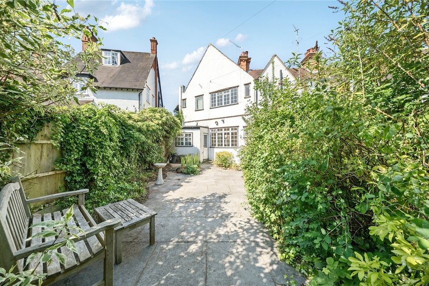 sold ludlow road london 34711 - Gibbs Gillespie