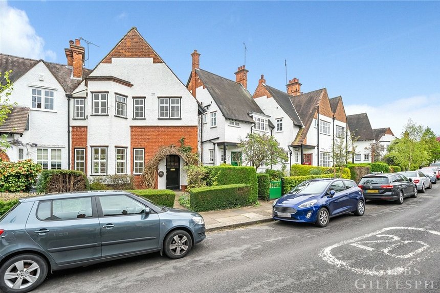 sold ludlow road london 34711 - Gibbs Gillespie