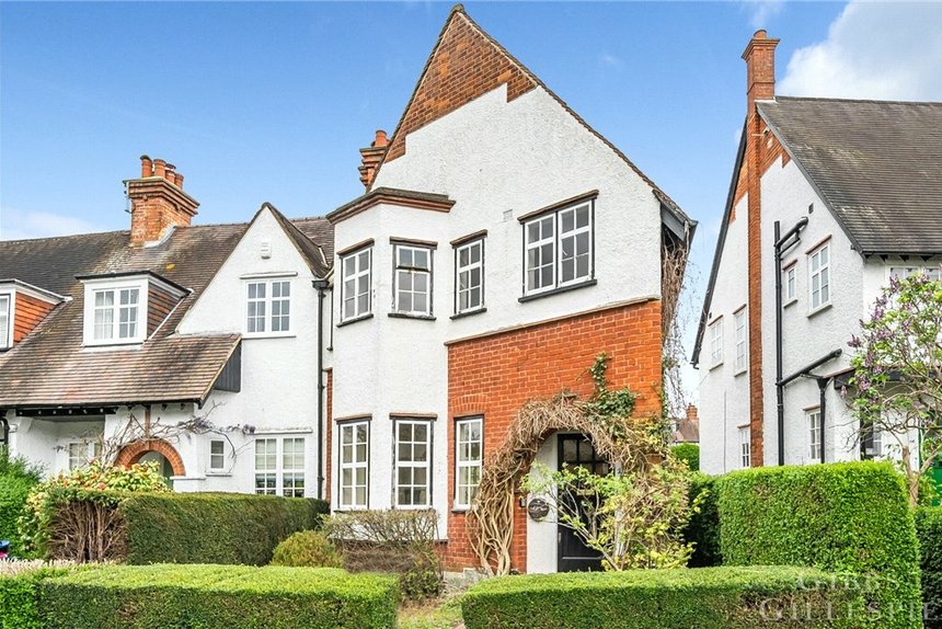 sold ludlow road london 34711 - Gibbs Gillespie