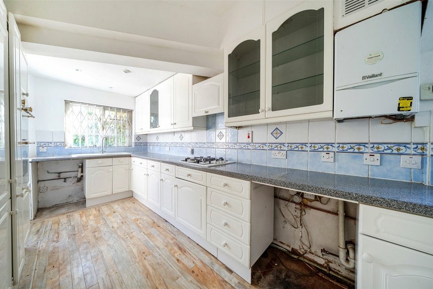 sold ludlow road london 34711 - Gibbs Gillespie