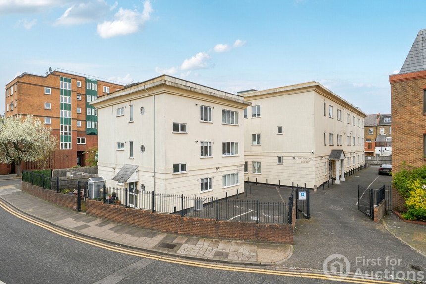 for sale leeland terrace london 34714 - Gibbs Gillespie
