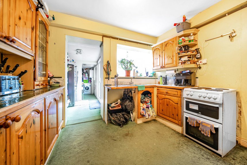 sold ashwood avenue london 34719 - Gibbs Gillespie