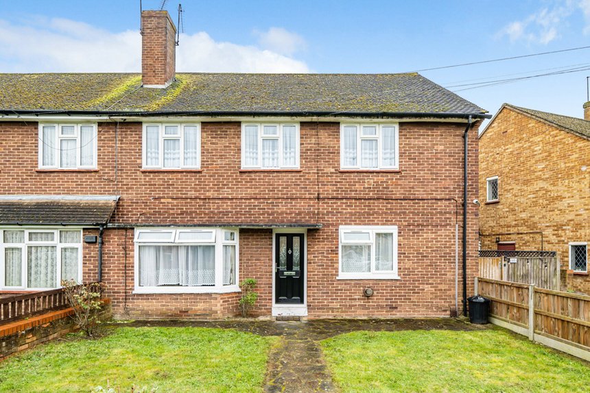 sold ashwood avenue london 34719 - Gibbs Gillespie