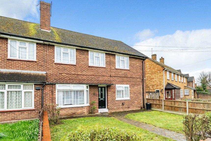 sold ashwood avenue london 34719 - Gibbs Gillespie