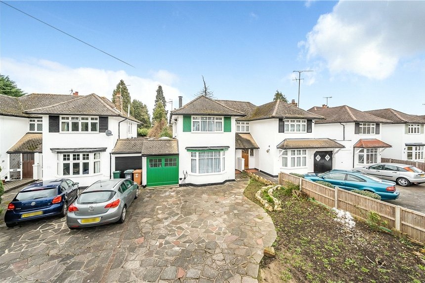 for sale raglan gardens london 34720 - Gibbs Gillespie