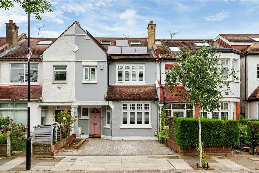 under offer meadvale road london 34724 - Gibbs Gillespie