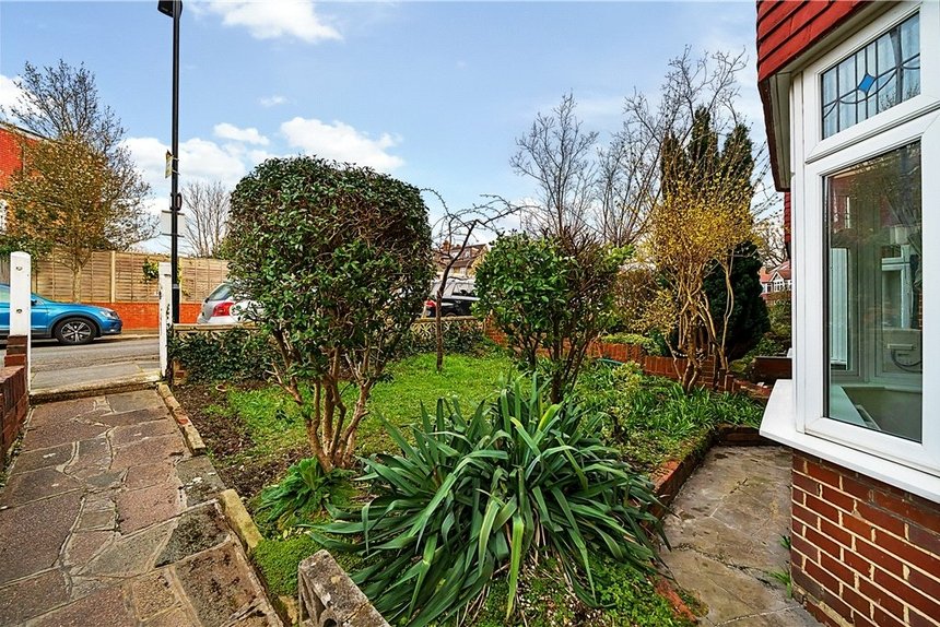 under offer ainsdale road london 34725 - Gibbs Gillespie