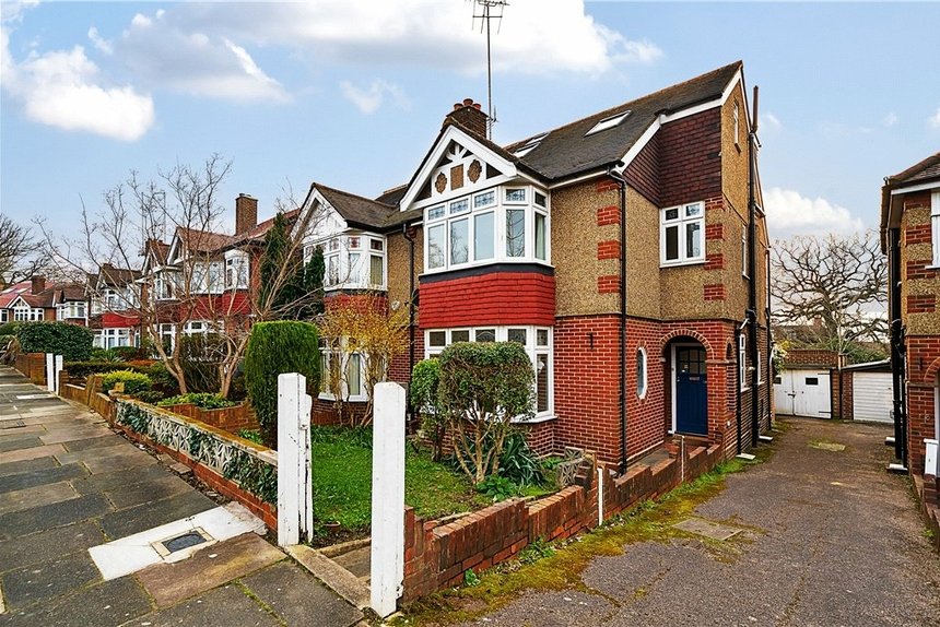 under offer ainsdale road london 34725 - Gibbs Gillespie