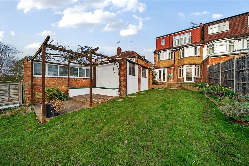 under offer ainsdale road london 34725 - Gibbs Gillespie