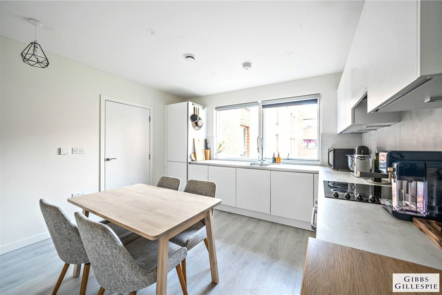 under offer focus apartments london 34726 - Gibbs Gillespie