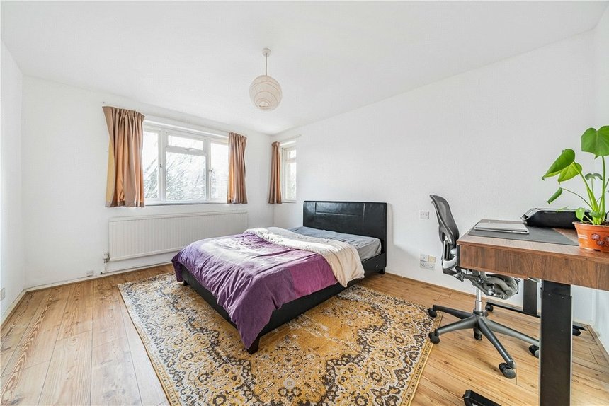 under offer mount avenue london 34727 - Gibbs Gillespie