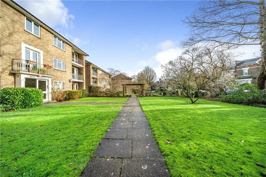 under offer mount avenue london 34727 - Gibbs Gillespie