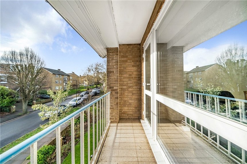 under offer mount avenue london 34727 - Gibbs Gillespie