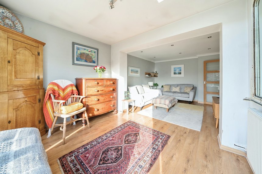 under offer sycamore road london 34739 - Gibbs Gillespie