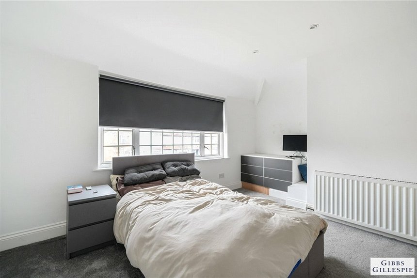 under offer kenilworth avenue london 34743 - Gibbs Gillespie