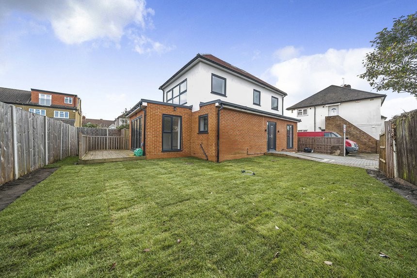 under offer northdown close london 34749 - Gibbs Gillespie